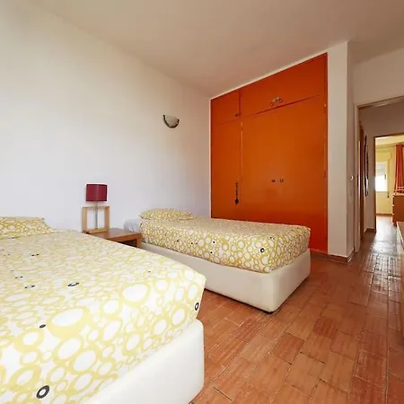 With Breathtaking View Apartament Burgau